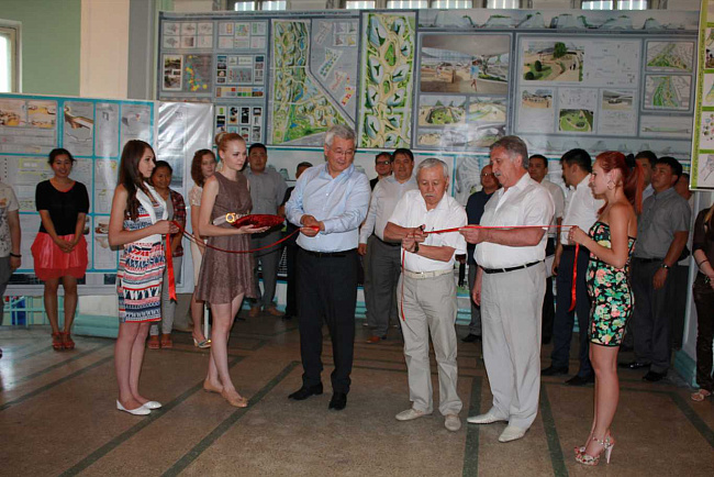 Ceremonial awards for students of the Faculty of Medicine and the Faculty of Architecture, Design and Construction (graduates and 5th year students)